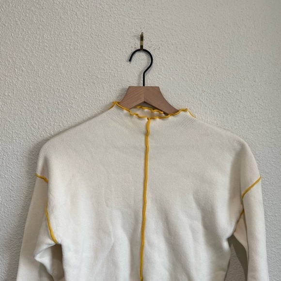 2. Urban Outfitters UO Zella Pullover Exposed-Hem Mock Neck Sweater Cream Small - Picture 3 of 10